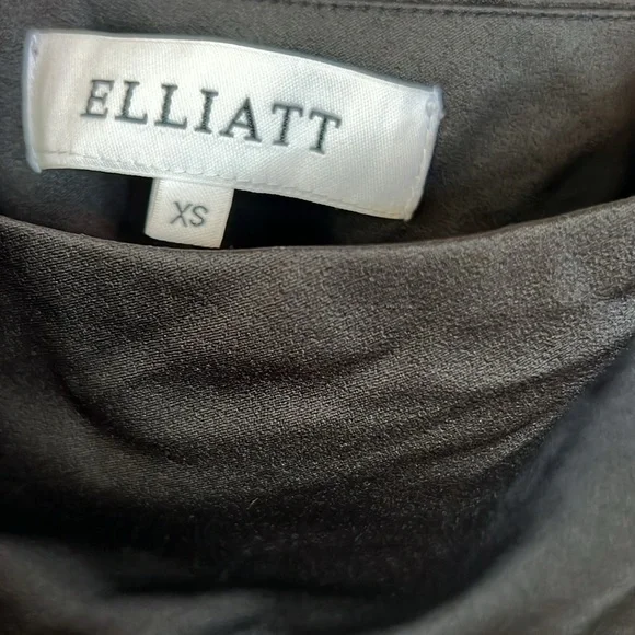 Elliatt Amari Satin Off The Shoulder Jumpsuit Size XS In Black - Picture 12 of 16